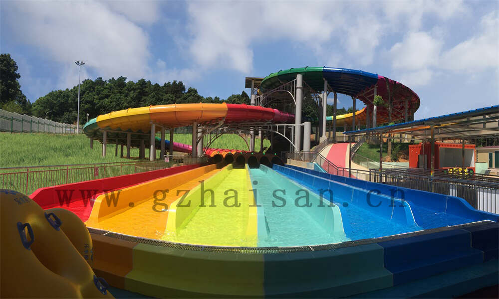 儿童水上游乐园，设施齐全，欢乐无限
